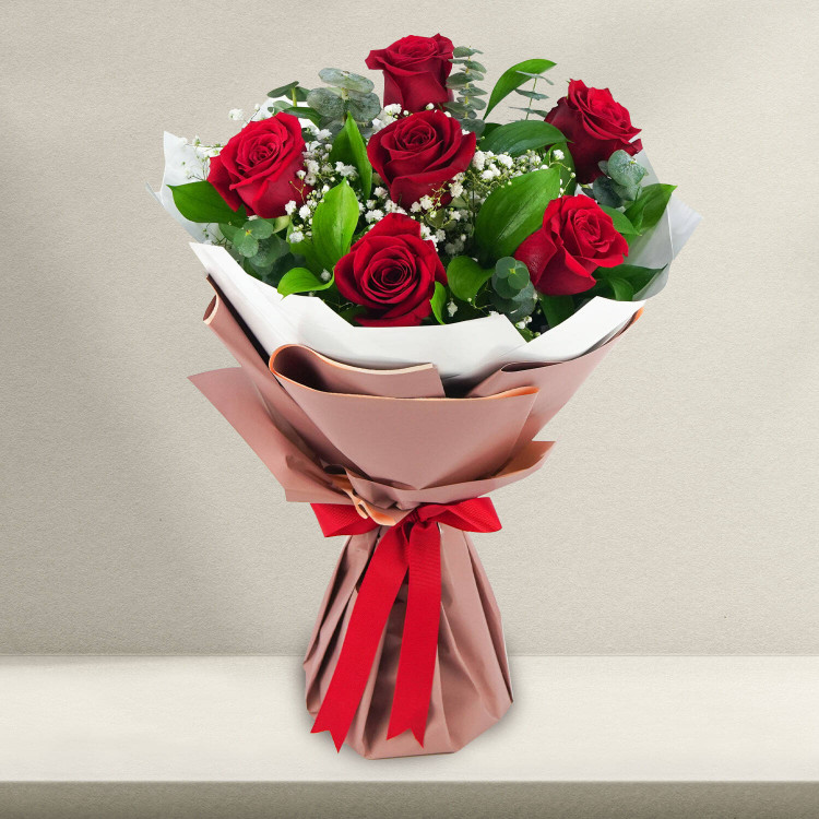 Charming 6 Red Roses